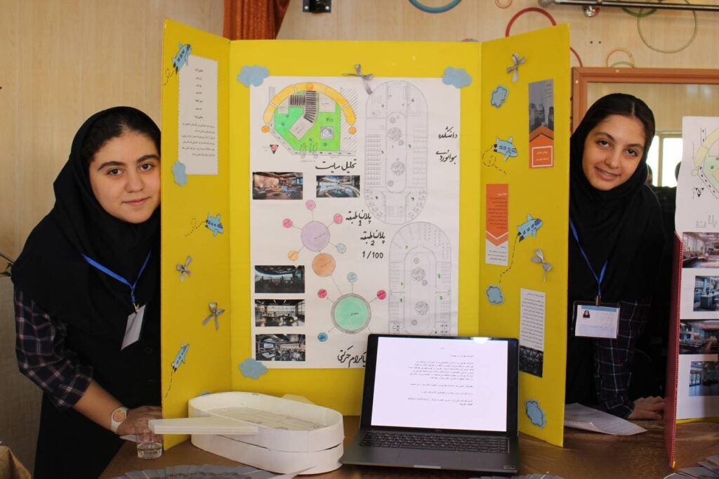 معماری نمایشگاه 1 1024x682 - برگزاری نمایشگاه علمی پژوهشی مجتمع آموزشی هدی